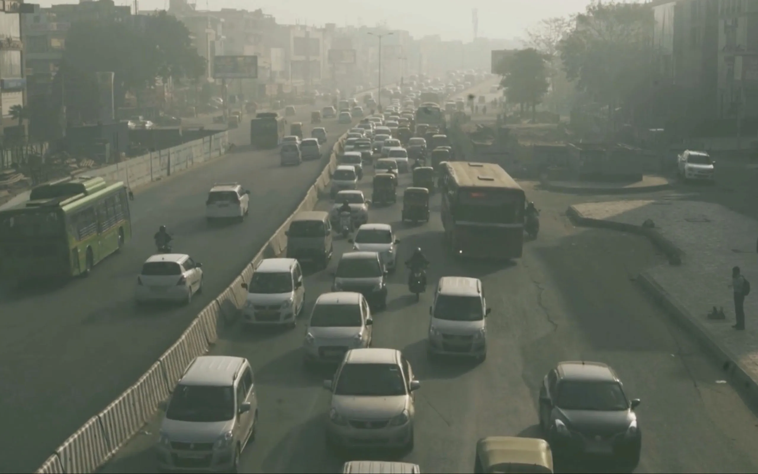 Raw road traffic video New Delhi